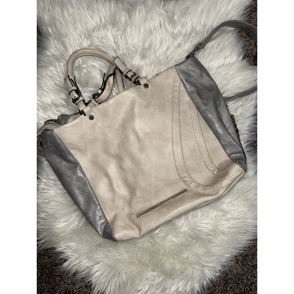 Steve Madden Women's Satchel Bag Adjustable Strap Gray and White Pre-Owned